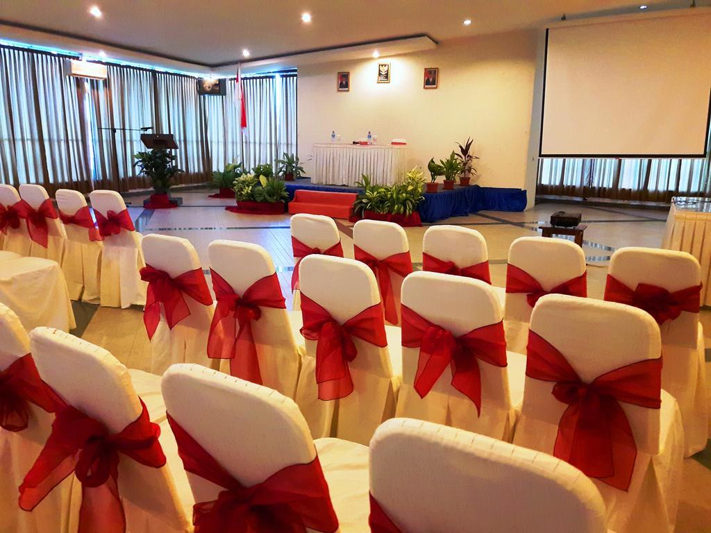 Bintan Agro Beach Resort & Spa Телукбакау Экстерьер фото