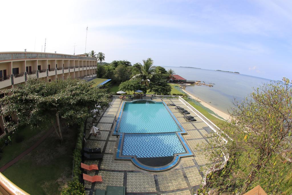 Bintan Agro Beach Resort & Spa Телукбакау Экстерьер фото